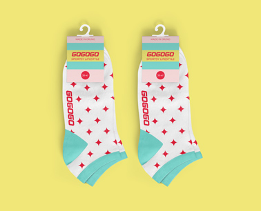 Dois Pares de Meia com Etiquetas de Pendurar