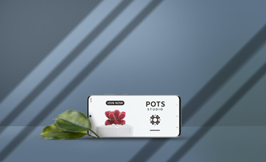 Horizontale Galaxie S20 auf Blauem, Schattigem Hintergrund