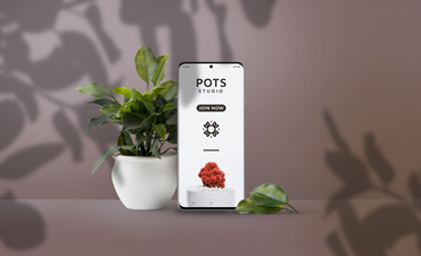 Vertikale Samsung Galaxy S20 mit Pflanztopf