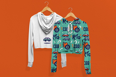 Две толстовки на вешалках, вид сзади и спереди