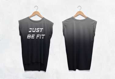 Erkek Antrenman Atletinin Önden ve Arkadan Görünüşü