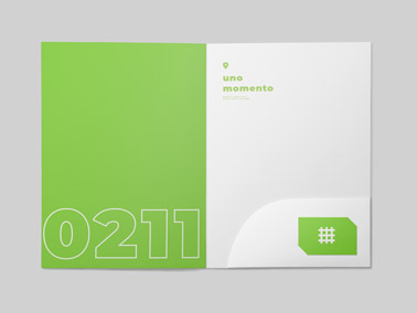 Zoom-in View of Paper Card Holder