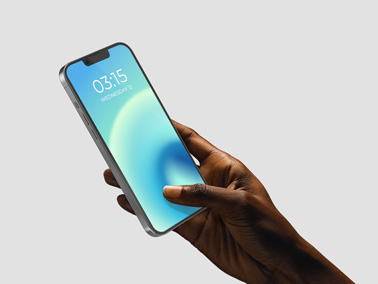 نظرة من الجانب الأيسر على يد تحمل أيفون