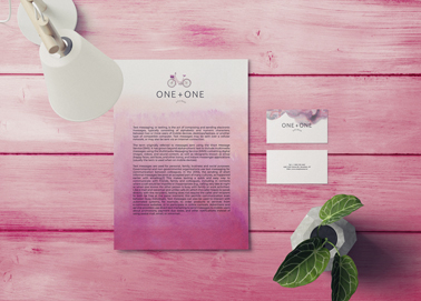 An Article Page With Business Cards
