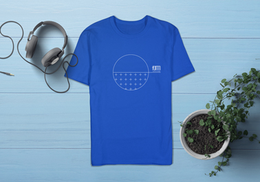 T-shirt avec des écouteurs et une plante