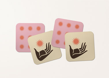 Четыре подставки, расположенные друг на друге