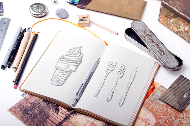 Bureau d'artiste et papeterie rétro