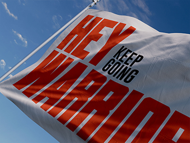 Wehende Flagge Rechte Seite Niedrigwinkelansicht