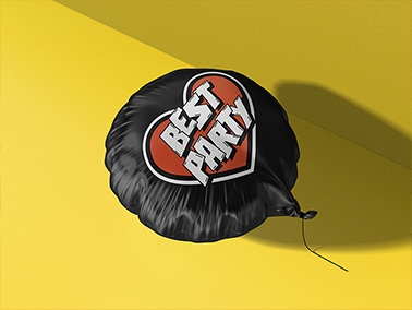 Balão de Festa no Chão