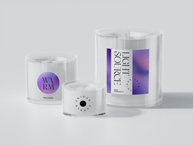 大きさの異なる3つのキャンドル