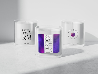 スタジオルームの3本のキャンドル