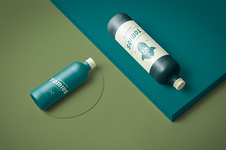 Petite et grande bouteilles