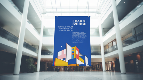 Banner colgando en un edificio concurrido