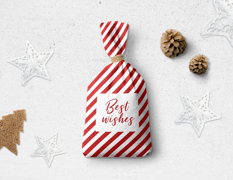 装飾された背景にクリスマスプレゼント