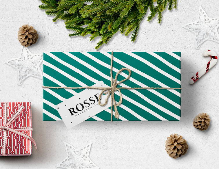 クリスマスプレゼントと装飾