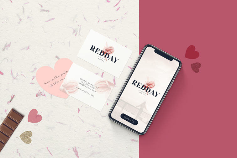 iPhone, tarjetas de visita y fondo romántico