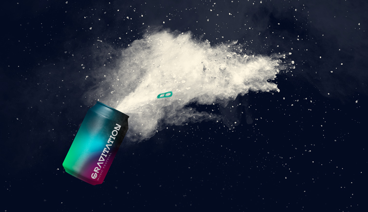 Explosion d'un pot de poudre colorée