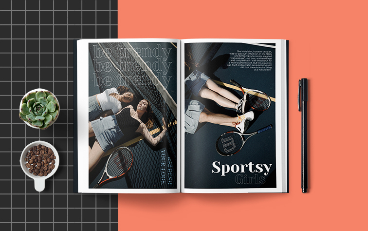 Magazine ouvert sur un fond à motifs