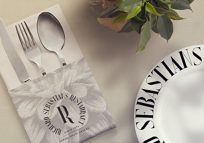 Elegant Restaurant Napkins Pack